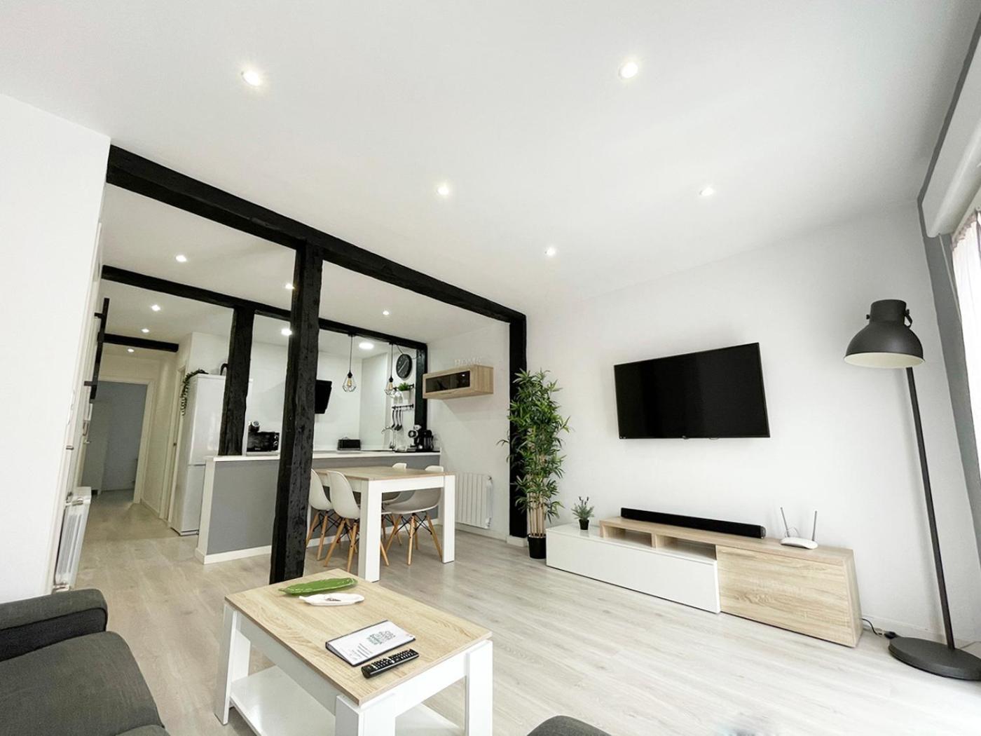 Luminoso Apartamento En Pleno Centro De ซานตานเดร์ ภายนอก รูปภาพ